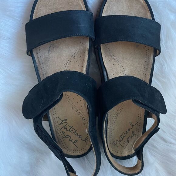 Natural Soul Kaila black faux suede wedge sandals with Velcro straps size 10M - Picture 8 of 9